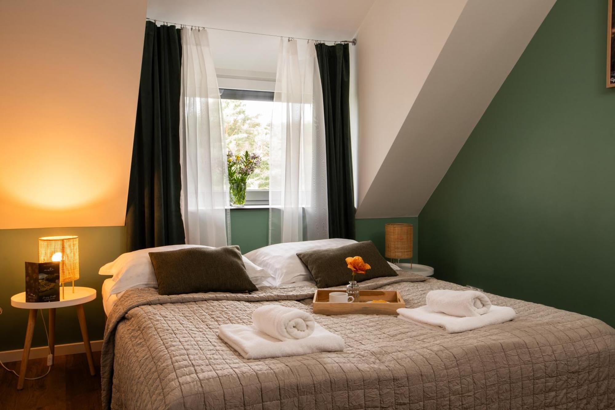Bed and Breakfast Mieta à Wągrowiec Extérieur photo
